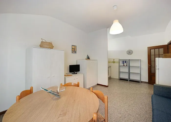 Orizzonte 8 B * Diano Marina